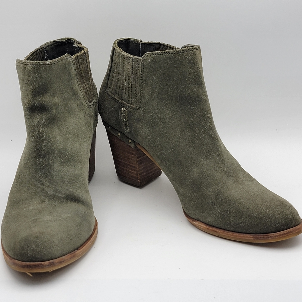 Steve Madden Olive Green Suede Ankle Boots SIZE 9.5 #1747